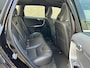 Volvo XC60 2.0 T5 245pk Automaat FWD Polar+ | Panoramadak | Lederen bekleding | Navigatie | Climate control | Cruise control | PDC | Camera | Elektrische achterklep | Trekhaak | Stoelverwarming | Compleet onderhouden