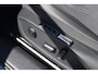 Volkswagen ID.7 Tourer Pro Business | Achterbank in ongelijke delen neerklapbaar incl. middenarmsteun en doorlaadmogelijkheid | Afstandscontrolesysteem (Front Assist), met voetgangers- en fietsersherkenning | Automatische afstandsregeling (Adaptive Cruise Control)