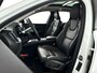 Volvo XC60 T6 Aut. Plug-in hybrid AWD Ultimate Dark | Panoramadak | 360° camera | Harman Kardon | Head-up display