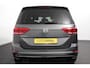 Volkswagen Touran 1.4 TSI 150 pk DSG R-Line 7 Persoons Navigatie Apple Carplay/Android Auto Camera Parkeersensoren Adaptive Cruise Control Ledverlichting Getinte ramen Stoelverwarming Grootlichtassistent