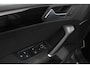 Volkswagen Touran 1.4 TSI 150 pk DSG R-Line 7 Persoons Navigatie Apple Carplay/Android Auto Camera Parkeersensoren Adaptive Cruise Control Ledverlichting Getinte ramen Stoelverwarming Grootlichtassistent