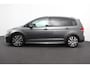 Volkswagen Touran 1.4 TSI 150 pk DSG R-Line 7 Persoons Navigatie Apple Carplay/Android Auto Camera Parkeersensoren Adaptive Cruise Control Ledverlichting Getinte ramen Stoelverwarming Grootlichtassistent