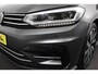 Volkswagen Touran 1.4 TSI 150 pk DSG R-Line 7 Persoons Navigatie Apple Carplay/Android Auto Camera Parkeersensoren Adaptive Cruise Control Ledverlichting Getinte ramen Stoelverwarming Grootlichtassistent