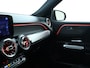 Mercedes-Benz GLB 180 Business Solution Luxury | Trekhaak | Sfeerverlichting | Cruise Control | Inclusief 24 maanden MB Certified garantie voor Europa.