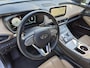 Hyundai Santa Fe 1.6 T-GDI PHEV Plug-in Premium Plus Sky Automaat / Afneembare Trekhaak / HUD / Trekgewicht 1350 kg / Elektrische bedienbare achterklep / Glazen schuif- en kanteldak / Stuur- en Stoelverwarming / Stoelventilatie voor /