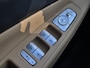 Hyundai Santa Fe 1.6 T-GDI PHEV Plug-in Premium Plus Sky Automaat / Afneembare Trekhaak / HUD / Trekgewicht 1350 kg / Elektrische bedienbare achterklep / Glazen schuif- en kanteldak / Stuur- en Stoelverwarming / Stoelventilatie voor /