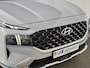 Hyundai Santa Fe 1.6 T-GDI PHEV Plug-in Premium Plus Sky Automaat / Afneembare Trekhaak / HUD / Trekgewicht 1350 kg / Elektrische bedienbare achterklep / Glazen schuif- en kanteldak / Stuur- en Stoelverwarming / Stoelventilatie voor /