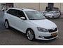 Skoda Fabia Combi 1.2 TSI Style AUTOMAAT/Cruise control/Climate control/Parkeersensoren/Bluetooth/Spraakbediening/Multifunctioneel stuurwiel/LED koplampen/Sportstoelen/17'' Lichtmetalen velgen/Elektrische ramen/Elektrisch verstelbare spiegels.
