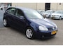 Volkswagen Golf 1.4 TSI Trendline Airco/Radio-CD speler/Multifunctioneel stuurwiel/16'' Lichtmetalen velgen/Centrale deurvergrendeling/Elektrische ramen/Elektrisch verstelbare spiegels.