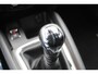 Nissan Qashqai 1.2 Connect Edition Panoramadak/Navigatie/Climate control/360° camera/Parkeersensoren rondom/Cruise control/Elektrisch verstelbare stoel met stoelverwarming/Voorruitverwarming/Keyless/Lane assist/Trekhaak/Bluetooth/LED koplampen/19''Lichtmetalen velgen/Mu