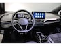 Volkswagen ID.5 Pro Advantage 174pk Automaat Adaptive cruise control, Achteruitrijcamera, LED matrix koplampen, Navigatie, Stoelverwarming, Verwarmde voorruit, Parkeersensoren