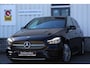 Mercedes-Benz B-klasse 250 e AMG Line*Perfect Onderh.*Widescreen/Stoelverw./Dodehoek/Sfeer/Camera/LED/Elek. Klep/Keyless/DAB/Parkeersens.V+A/19 inch LM*