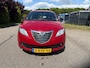 Lancia Ypsilon 0.9 TwinAir Silver Plus Navigatie*Airco*12-09-2026 APK*Regen sensor*Parkeer sensor*