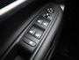 Jeep Avenger 1st Edition 54 kWh | Slechts 3.336 KM | 18'' LM Velgen | Camera | NAV | Stoelverwarming |