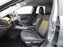 Jeep Avenger 1st Edition 54 kWh | Slechts 3.336 KM | 18'' LM Velgen | Camera | NAV | Stoelverwarming |