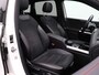 Mercedes-Benz B-klasse 180 Business Solution AMG | PANORAMADAK | VIRTUAL COCKPIT | ACHTERUITRIJCAMERA | LED VERLICHTING | STOELVERWARMING |