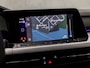 Volkswagen Golf 2.0 TDI Sport 150Pk Automaat (APPLE CARPLAY, GROOT NAVI, SFEERVERLICHTING, STUUR/STOELVERWARMING, GETINT GLAS, SPORTSTOELEN, KEYLESS, LED KOPLAMPEN, NIEUWE APK, NIEUWSTAAT)