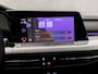 Volkswagen Golf 2.0 TDI Sport 150Pk Automaat (APPLE CARPLAY, GROOT NAVI, SFEERVERLICHTING, STUUR/STOELVERWARMING, GETINT GLAS, SPORTSTOELEN, KEYLESS, LED KOPLAMPEN, NIEUWE APK, NIEUWSTAAT)