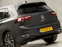 Volkswagen Golf 2.0 TDI Sport 150Pk Automaat (APPLE CARPLAY, GROOT NAVI, SFEERVERLICHTING, STUUR/STOELVERWARMING, GETINT GLAS, SPORTSTOELEN, KEYLESS, LED KOPLAMPEN, NIEUWE APK, NIEUWSTAAT)