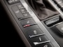 Porsche Macan 2.9 Turbo SportDesign 441Pk (1e EIGENAAR, ORG. NL, PANORAMADAK, APPLE CARPLAY, SPORT CHRONO PAKKET, ALCANTARA HEMEL, SPORT UITLAAT, KERAMISCHE REMMEN, ALARM KLASSE 5, CAMERA, DEALER ONDERHOUDEN, NIEUWSTAAT)