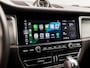 Porsche Macan 2.9 Turbo SportDesign 441Pk (1e EIGENAAR, ORG. NL, PANORAMADAK, APPLE CARPLAY, SPORT CHRONO PAKKET, ALCANTARA HEMEL, SPORT UITLAAT, KERAMISCHE REMMEN, ALARM KLASSE 5, CAMERA, DEALER ONDERHOUDEN, NIEUWSTAAT)