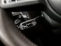 Porsche Macan 2.9 Turbo SportDesign 441Pk (1e EIGENAAR, ORG. NL, PANORAMADAK, APPLE CARPLAY, SPORT CHRONO PAKKET, ALCANTARA HEMEL, SPORT UITLAAT, KERAMISCHE REMMEN, ALARM KLASSE 5, CAMERA, DEALER ONDERHOUDEN, NIEUWSTAAT)