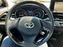 Toyota C-HR 1.8 HYBRID DYNAMIC DODEHOEKDETECTIE APPLE/ANDROID 18"LMV AD-CRUISE KEYLESS LED PARK-SENSOREN CAMERA NL-AUTO