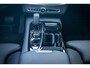 Volvo V90 T6 Plug-in hybrid AWD Ultra Dark | Schuif-/kanteldak | Trekhaak | Adaptieve LED koplampen | Harman Kardon audio | Adaptieve Cruise Control |
