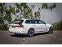 Volvo V90 T6 Plug-in hybrid AWD Ultra Dark | Schuif-/kanteldak | Trekhaak | Adaptieve LED koplampen | Harman Kardon audio | Adaptieve Cruise Control |
