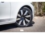 Volvo V90 T6 Plug-in hybrid AWD Ultra Dark | Schuif-/kanteldak | Trekhaak | Adaptieve LED koplampen | Harman Kardon audio | Adaptieve Cruise Control |