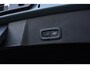 Volvo XC40 T4 Plug-in hybrid Plus Dark | Adaptive Cruise | 360 Camera | Donker Glas | Stoel/Stuurwiel verwarming |