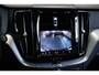 Volvo XC60 T6 Recharge 350PK Core Bright | Trekhaak | Parkeerverwarming | Verwarmbare Voorstoelen | Getint Glas | Adaptieve Cruise Control | BLIS Dodehoekdetectie | Apple Carplay | 18'' Lichtmetalen Velgen | Google Maps