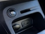 Renault Captur 1.2 TCe Initiale Paris | Pano, Leder, Android, Navi, Camera, Cruise, Climate, Afn. Trekhaak | Dealeronderhouden |