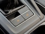 Volkswagen Golf 8 Variant 1.5 eTSI R-LINE 150PK. LEDER NAVI CAMERA APPLE-CARPLAY DIGI-DASH IQ-DRIVE LED LMV PDC