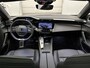 Peugeot 308 GT Plug-in Hybrid 180pk Automaat | Navigatie | Schuif-/Kanteldak | Rondomzicht camera | Lederen sportstoelen | Keyless | Matrix LED koplampen | Adaptieve Cruise Control | Climate Control | Parkeersensoren | Dodehoeksensor | Draadloze Apple Carplay / Android Auto | Donker getint glas | 18" lichtmetalen velgen |