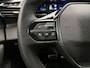 Peugeot 308 GT Plug-in Hybrid 180pk Automaat | Navigatie | Schuif-/Kanteldak | Rondomzicht camera | Lederen sportstoelen | Keyless | Matrix LED koplampen | Adaptieve Cruise Control | Climate Control | Parkeersensoren | Dodehoeksensor | Draadloze Apple Carplay / Android Auto | Donker getint glas | 18" lichtmetalen velgen |