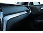 Volvo S60 T4 AUT8 191PK R-Design | Elektrisch Verstelbare Bestuurdersstoel Met Geheugen | Adaptieve Cruise Control | Dodehoekdetectie Met Correctie | Achteruitrijcamera | Parkeersensoren | Navigatiesysteem | Electronic Climate Control | LED Koplampen | Keyless Entry | Lederen Bekleding | Apple Carplay/Android Auto
