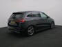 Mercedes-Benz B-klasse 180 Business Solution AMG | Stoelverwarming | Car Play | Parkeerpakket met Camera | Spiegelpakket | Inclusief 24 maanden Mercedes-Benz Certified garantie voor Europa.