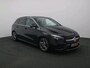 Mercedes-Benz B-klasse 180 Business Solution AMG | Stoelverwarming | Car Play | Parkeerpakket met Camera | Spiegelpakket | Inclusief 24 maanden Mercedes-Benz Certified garantie voor Europa.