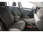 Volkswagen Golf Variant Life Business 1.5 eTSI 115pk DSG Automaat Adaptive cruise control, Navigatie, Stuurwiel verwarmd, Parkeersensoren, App connect, LED verlichting, Stoelverwarming