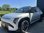 Kia EV3 GT-PlusLine 81.4 kWh | Direct Leverbaar!!! | KM-stand kan oplopen | Super Complete Uitvoering | Enz...