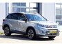Suzuki Vitara 1.4 Boosterjet Stijl Automaat Pano Trekhaak All season Rijklaarprijs! | 12 Maanden Garantie | Onderhoudsbeurt | Mobiliteitservice |