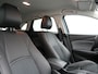 Mazda CX-3 2.0 SkyActiv-G 121 Luxury Automaat | Sportstoelen Verwarmd | Head Up | Carplay | Navigatie | Camera | DAB | L.M. 18" |