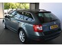 Skoda Octavia Combi 1.0 TSI Greentech Business Edition Navigatie Airco Cruise control Stoelverwarming PDC Inruil Mogelijk!