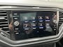 Volkswagen T-Roc 1.5 TSI Sport / AUTOMAAT/ PANO/ TREKHAAK/ CAMERA/ PARK. SENSOREN V+A/ CAMERA/ STOEL VERWARM./ APP-CONNECT/ ELEK. ACHTERKLEP/ DIGITAL DASH/ LED/ NAVI/ CLIMA/ ACC/ DRIVE SELECT/ DAB/ 18" LMV