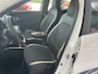 Dacia Spring Comfort Plus (Orange Pack) 27 kWh Mistlampen - Achteruitrijcamera - Airco - Navigatie - Cruise control - Parkeersensoren achter - Dakrails