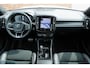 Volvo XC40 T3 Automaat R-Design | Verwarmbare Voorstoelen | Cruise Control | Navigatie | Apple Carplay | Bluetooth Telefonie & Multimedia | Volvo on Call | Climate Control | LED Koplampen | Lane Keeping Aid