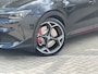Alfa Romeo Junior Elettrica 280 PK Veloce 54 kWh SportStoelen | Sport onderstel | Full Options