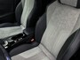 Peugeot e-2008 SUV EV GT Pack 50 kWh 136pk | Navigatie | Achteruitrijcamera | Stoelverwarming | Full Led koplampen | 3D Cockpit | Leder/Alcantara | Keyless | Parkeersensoren v+a | Adaptieve Cruise Control | Dodehoeksensor | Apple Carplay / Android Auto | DAB+ radio | Donker getint glas | 18" lichtmetalen velgen |
