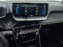 Peugeot e-2008 SUV EV GT Pack 50 kWh 136pk | Navigatie | Achteruitrijcamera | Stoelverwarming | Full Led koplampen | 3D Cockpit | Leder/Alcantara | Keyless | Parkeersensoren v+a | Adaptieve Cruise Control | Dodehoeksensor | Apple Carplay / Android Auto | DAB+ radio | Donker getint glas | 18" lichtmetalen velgen |